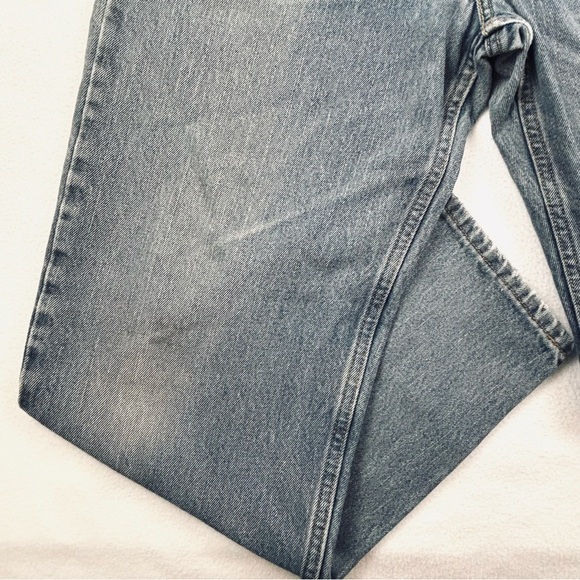 Vintage Levi’s 550 Light Wash Faded Relaxed Tapered Loose “Mom” Jeans Size 34/30 - Picture 8 of 15